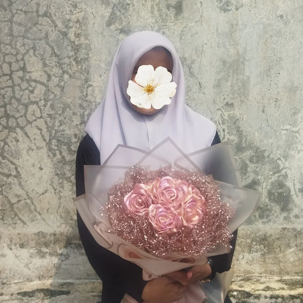 Buket mawar pink untuk ulang tahun